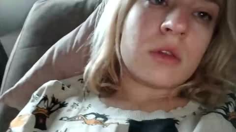 Mila 420 online show from November 2025 10:52:02 AM