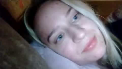 Mila 420 online show from December 2025 05:17:01 PM