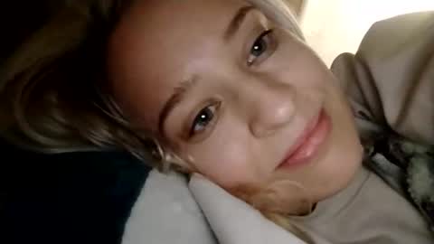 Mila 420 online show from January 2026 12:54:01 PM