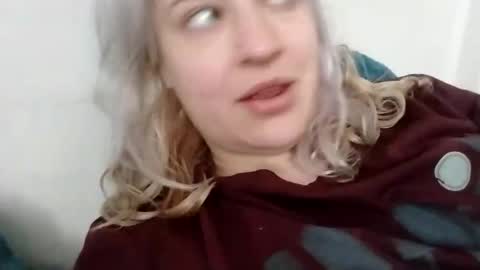 Snapshot of mila_420 chatting on April 2026 06:09:01 AM Mila 420 online show from April 2026 06:09:01 AM