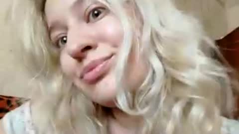 Snapshot of mila_420 chatting on July 2026 05:33:02 AM Mila 420 online show from July 2026 05:33:02 AM