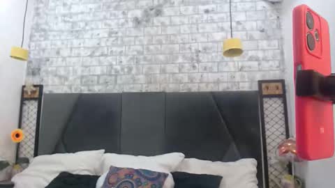 mila_adamss online show from October 2025 10:22:02 AM
