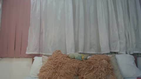 mila_adamss online show from November 2025 10:49:01 AM