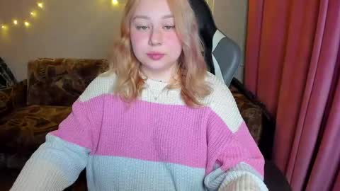 Mila shy sensual person  online show from October 2025 09:12:02 PM