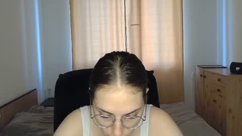 mila_keyy online show from August 2026 06:10:02 PM