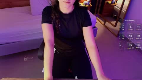 Milena  online show from April 2026 11:13:02 AM