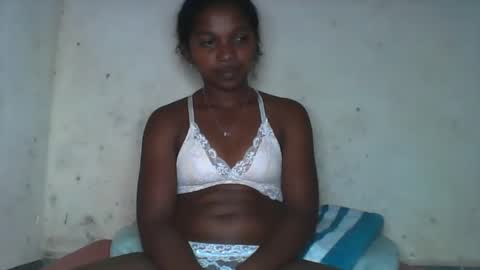 mila_lunah online show from March 2026 06:44:02 PM