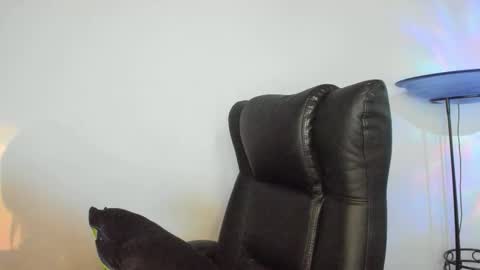 Camila online show from October 2025 01:28:01 AM