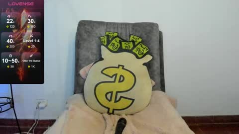 Camila online show from April 2026 02:51:02 AM