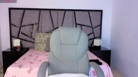 milaa_star online show from July 2026 03:46:01 AM