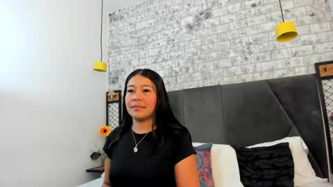 mila online show from October 2025 10:38:02 AM