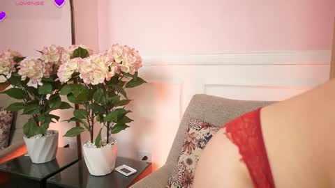 milacrave online show from March 2026 11:32:02 AM