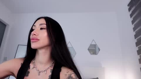 Mila       online show from May 2026 09:56:02 PM