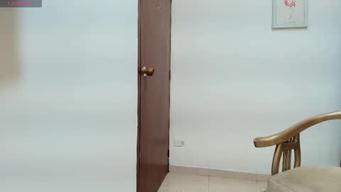 miladiosa online show from February 2026 12:30:01 PM