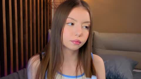 Snapshot of milaice chatting on May 2026 03:06:02 PM Mila online show from May 2026 03:06:02 PM