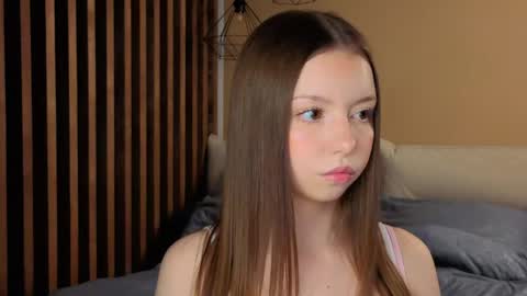 Snapshot of milaice chatting on May 2026 03:17:01 PM Mila online show from May 2026 03:17:01 PM
