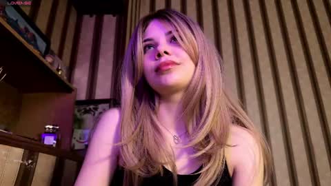 Snapshot of milakittys chatting on June 2026 11:41:02 AM milakittys online show from June 2026 11:41:02 AM
