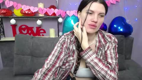 Milaloona online show from February 2025 02:52:02 PM