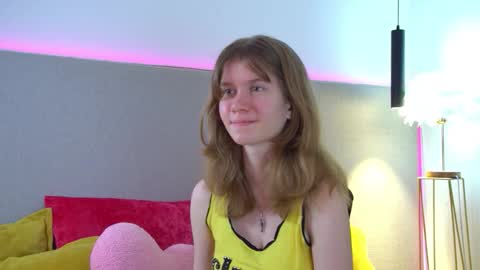Mila online show from March 2026 06:36:01 PM