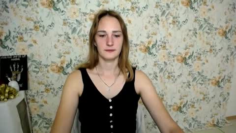 Snapshot of milana_cutie_ chatting on September 2025 05:54:01 AM Milana online show from September 2025 05:54:01 AM
