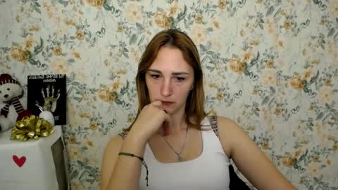 Snapshot of milana_cutie_ chatting on October 2025 06:45:02 AM Milana online show from October 2025 06:45:02 AM