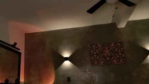 Snapshot of milana_desire chatting on March 2025 12:53:01 AM milana online show from March 2025 12:53:01 AM