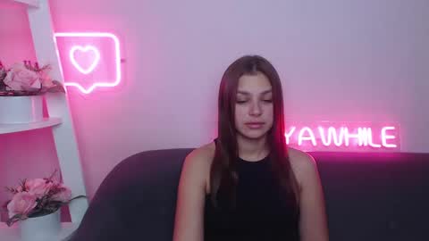 Snapshot of milanaangelas chatting on December 2024 05:42:01 PM milanaangelas online show from December 2024 05:42:01 PM