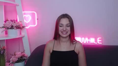 Snapshot of milanaangelas chatting on January 2025 05:37:02 AM milanaangelas online show from January 2025 05:37:02 AM