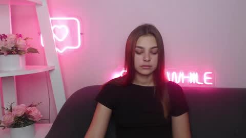 Snapshot of milanaangelas chatting on February 2025 11:08:02 AM milanaangelas online show from February 2025 11:08:02 AM