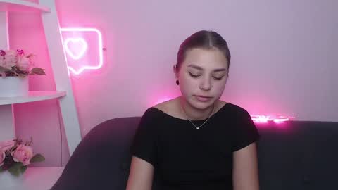 Snapshot of milanaangelas chatting on February 2025 11:04:01 AM milanaangelas online show from February 2025 11:04:01 AM