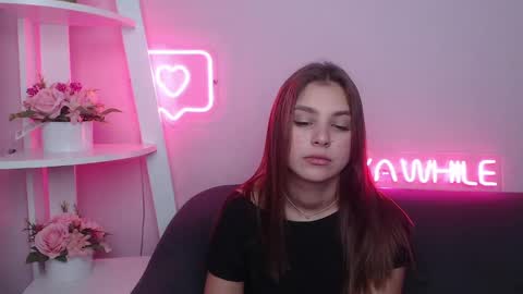 Snapshot of milanaangelas chatting on February 2025 11:44:02 AM milanaangelas online show from February 2025 11:44:02 AM