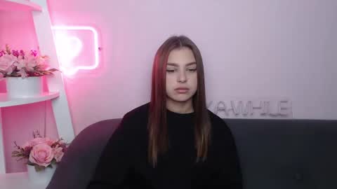 Snapshot of milanaangelas chatting on March 2025 05:53:01 AM milanaangelas online show from March 2025 05:53:01 AM