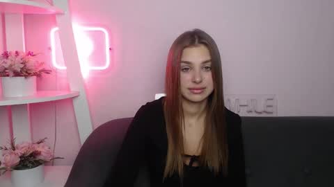 Snapshot of milanaangelas chatting on October 2025 08:42:02 PM milanaangelas online show from October 2025 08:42:02 PM