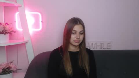 Snapshot of milanaangelas chatting on October 2025 07:47:02 PM milanaangelas online show from October 2025 07:47:02 PM