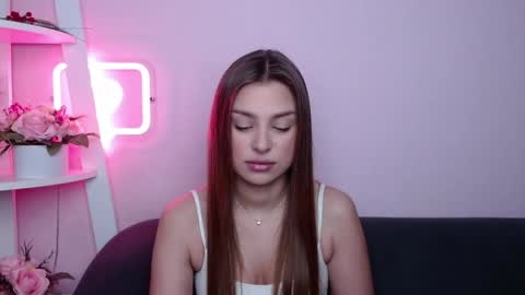 milanaangelas online show from April 2026 04:37:02 AM