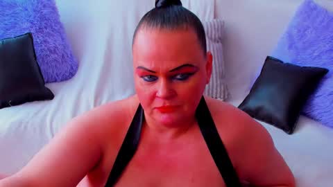 Snapshot of milanabiegert chatting on February 2025 10:15:02 AM Lana online show from February 2025 10:15:02 AM