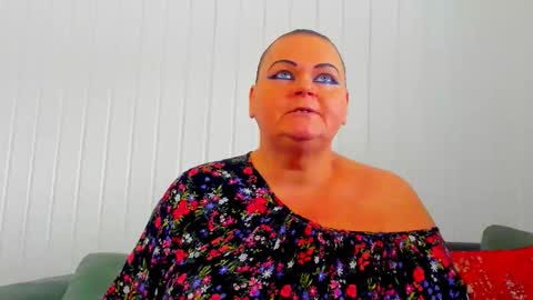 Lana online show from February 2026 11:35:02 AM