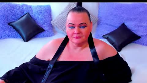 Lana online show from June 2026 05:45:02 AM