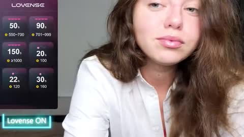 Mila online show from October 2025 09:00:02 PM