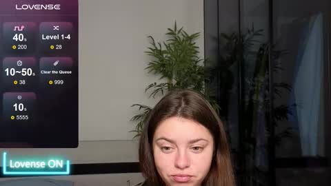 Mila online show from October 2025 04:26:01 PM