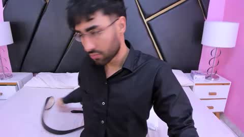 milanzaire online show from November 2025 09:43:02 PM