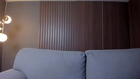 Snapshot of milaowens chatting on December 2024 04:28:01 PM Sexy Mila online show from December 2024 04:28:01 PM