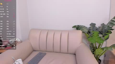 Sexy Mila  online show from June 2026 01:17:02 PM
