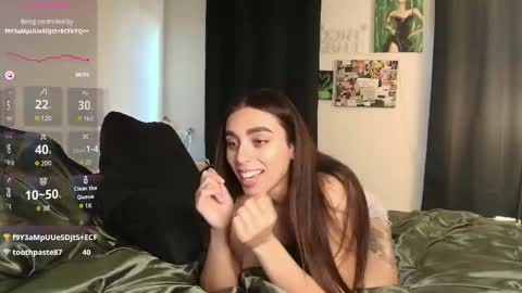 Mila online show from March 2026 01:44:01 AM