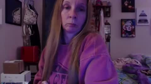 Mila online show from April 2026 01:05:02 AM