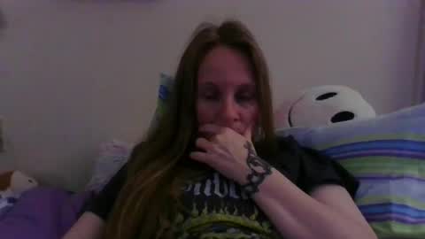 Mila online show from April 2026 07:58:01 PM