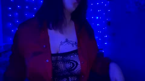 Milaxcute online show from February 2025 10:31:02 PM