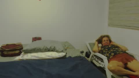 milchanell online show from March 2025 03:43:01 AM