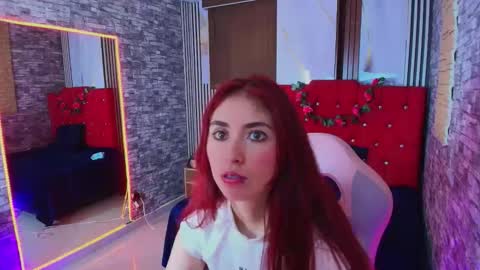 Ana online show from October 2025 05:57:02 PM