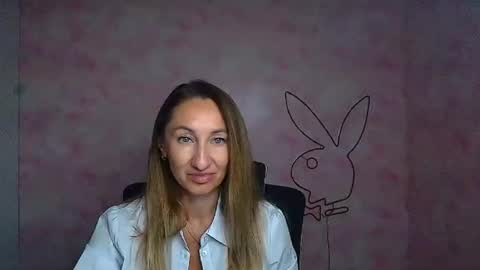 Milena online show from March 2026 06:27:02 AM